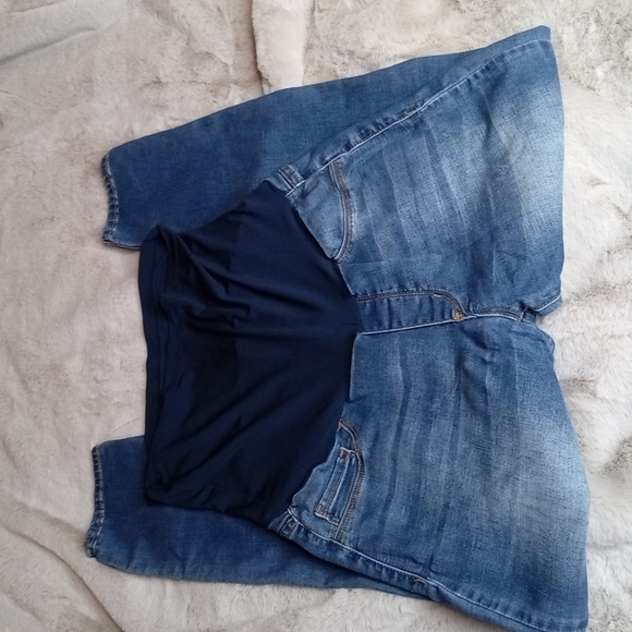 S.O.N.G. Maternity Light Wash Jeans. Sz Medium (8-10) - Picture 4 of 6